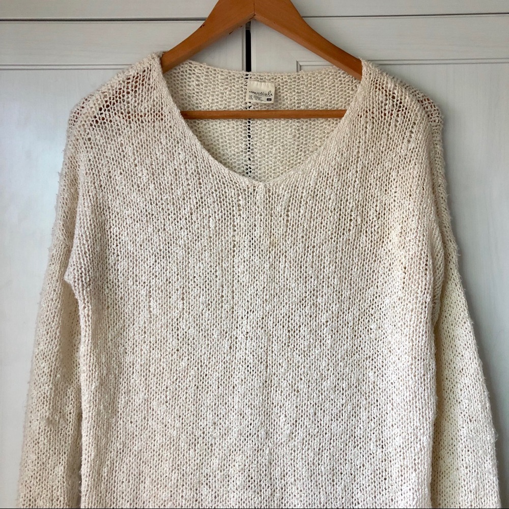 Ivory Knit V-neck Sweater